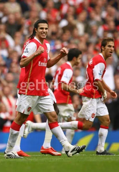 반페르시와 아데바요르의 크로스~