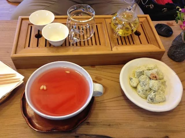 인사동 한옥 찻집 - 묵향