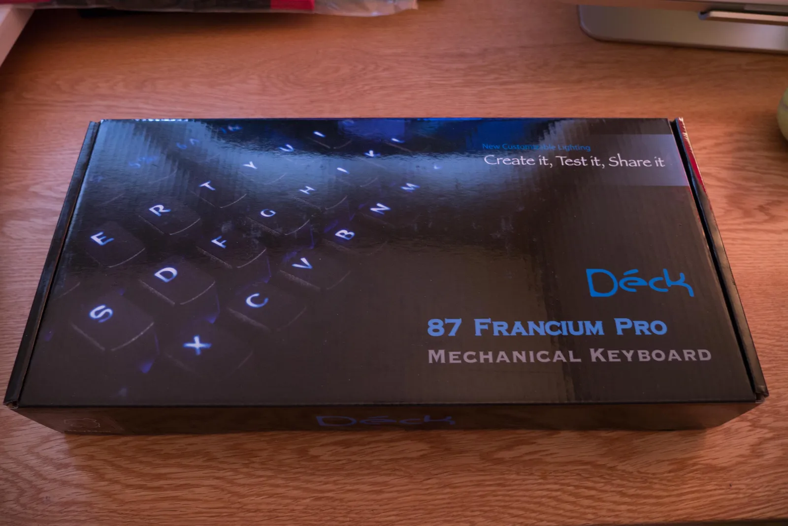 덱 (Deck) - 프랑슘 프로 더블 쉘 체리 흑축 키보드 (FRANCIUM PRO Double Shell : Cherry MX Black Switch)
