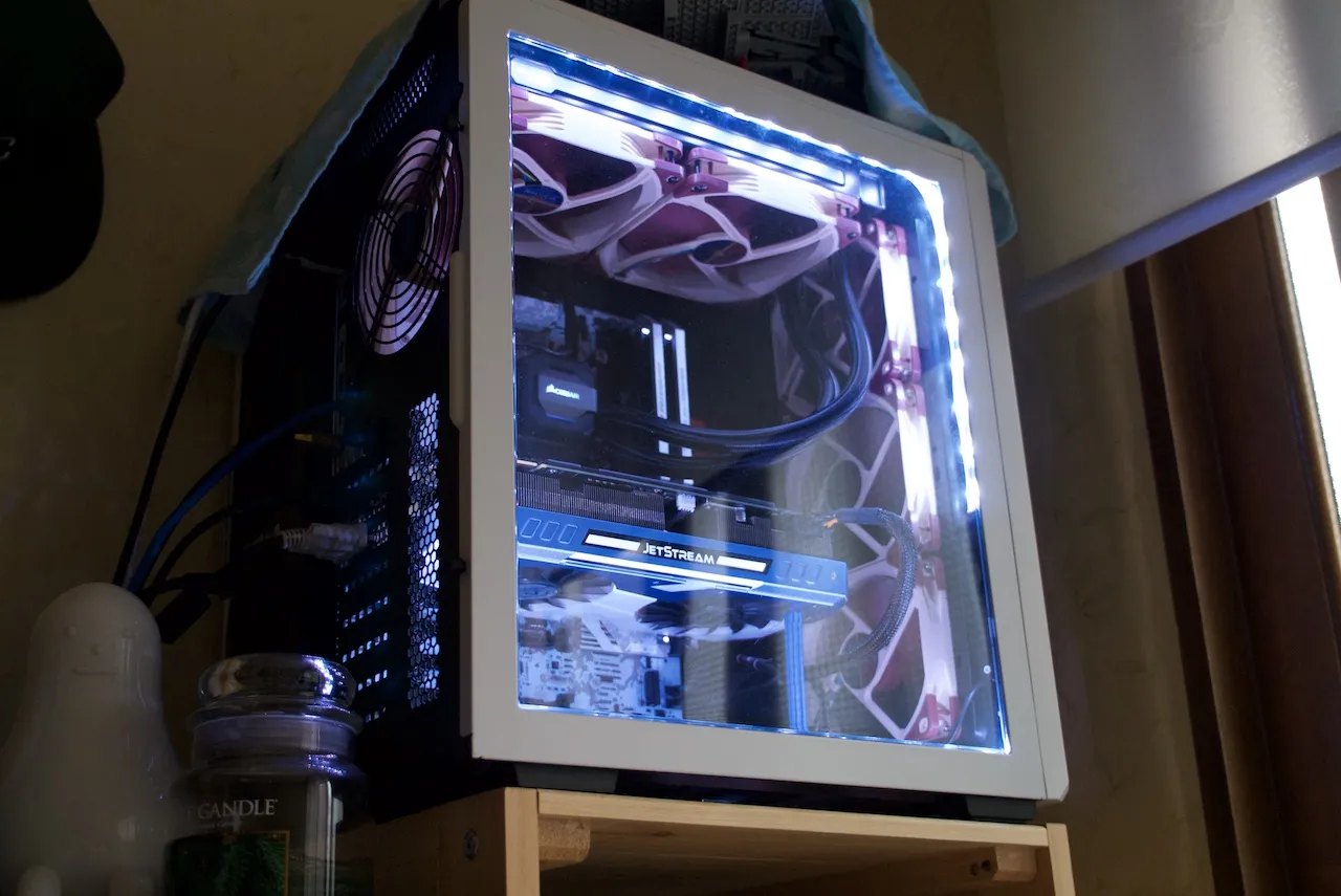 오랜만에 맞춘 컴퓨터